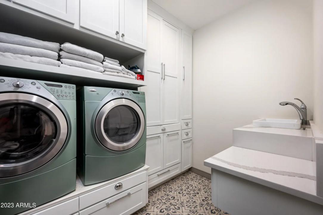 Real Estate Picture 45