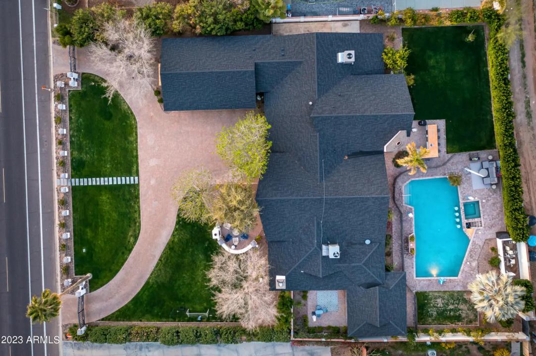 Real Estate Picture 58
