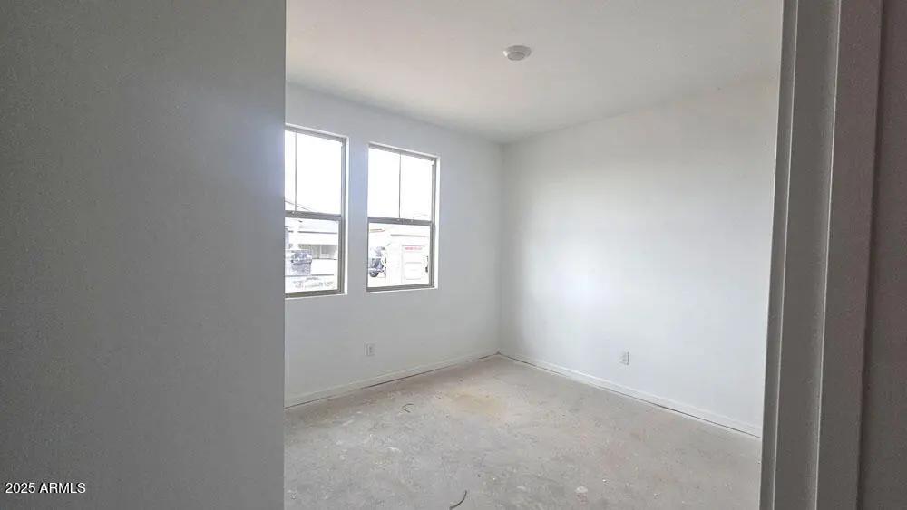 Real Estate Picture 3