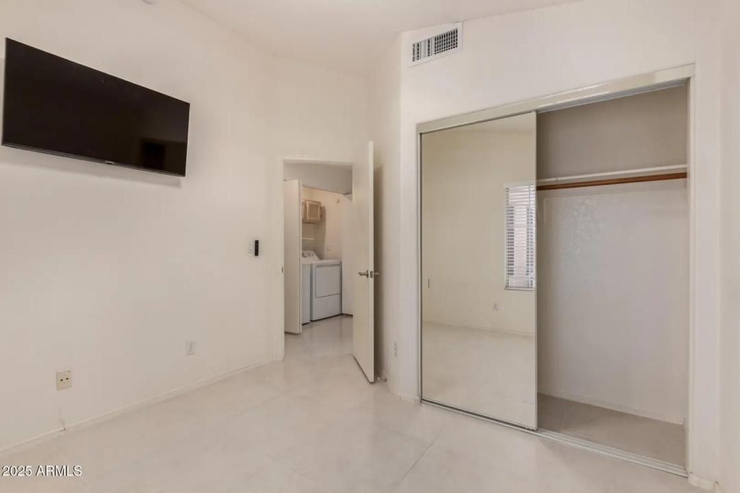 Real Estate Picture 26