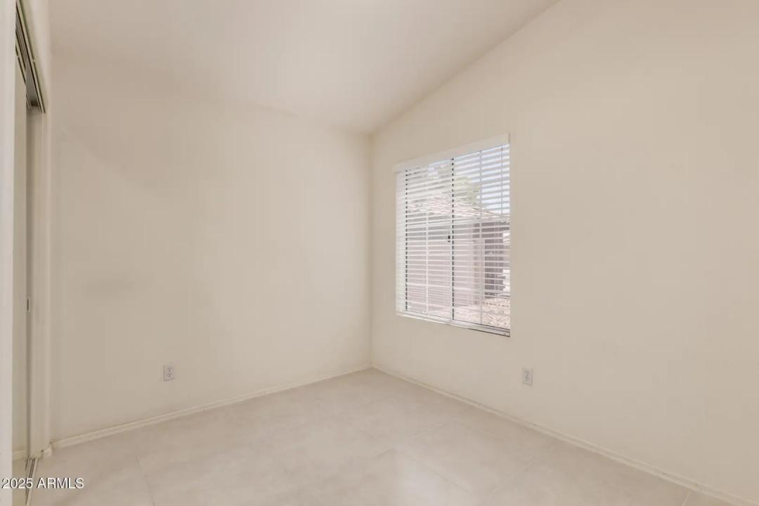 Real Estate Picture 25