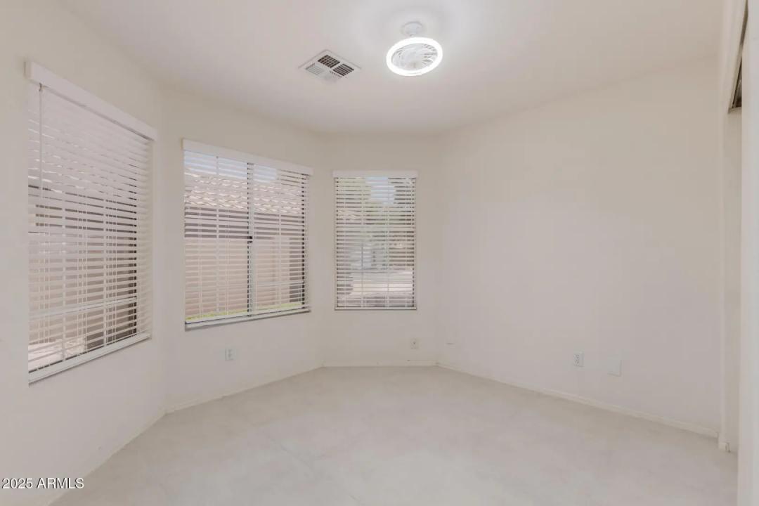 Real Estate Picture 20