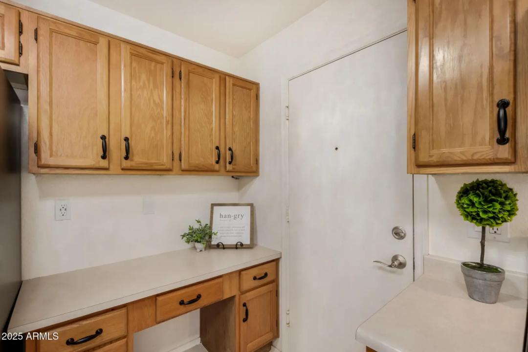 Real Estate Picture 10