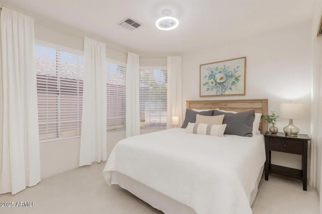 Real Estate Picture 19