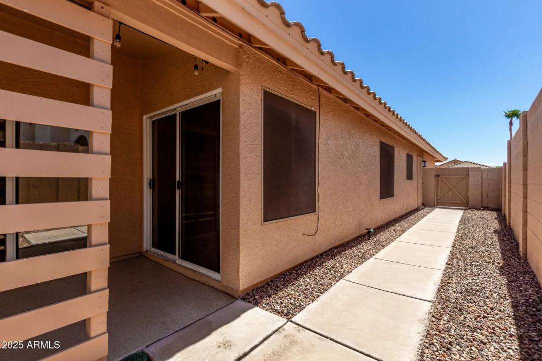 Real Estate Picture 33