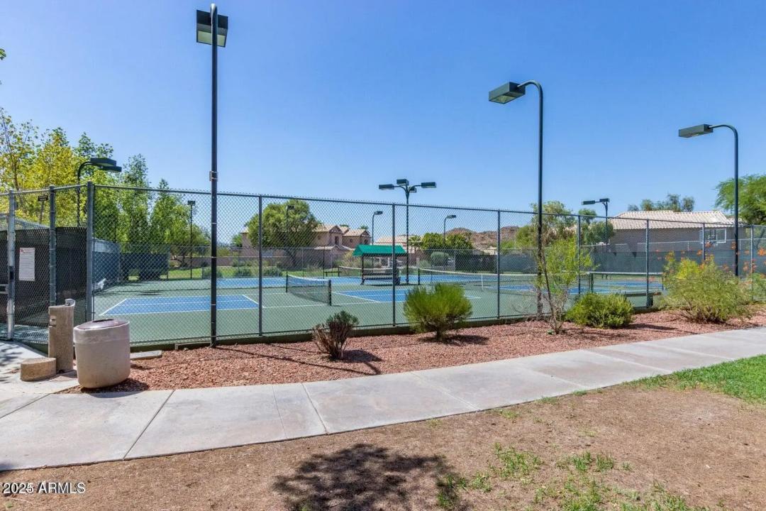Real Estate Picture 43