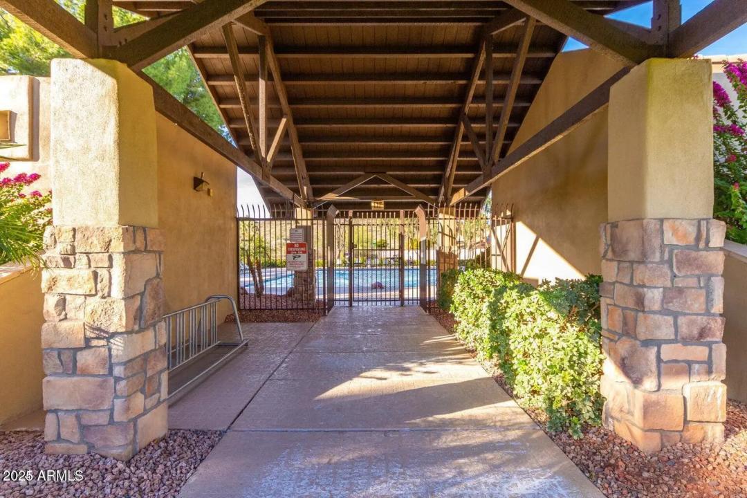 Real Estate Picture 38