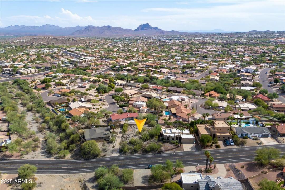 Real Estate Picture 7