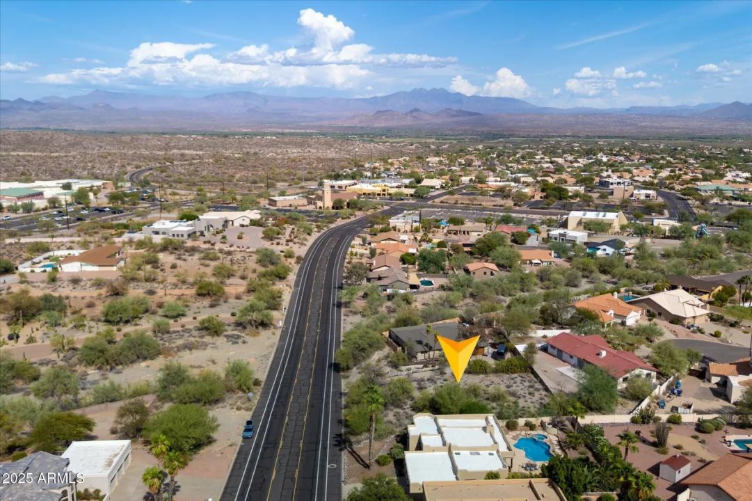 Real Estate Picture 9