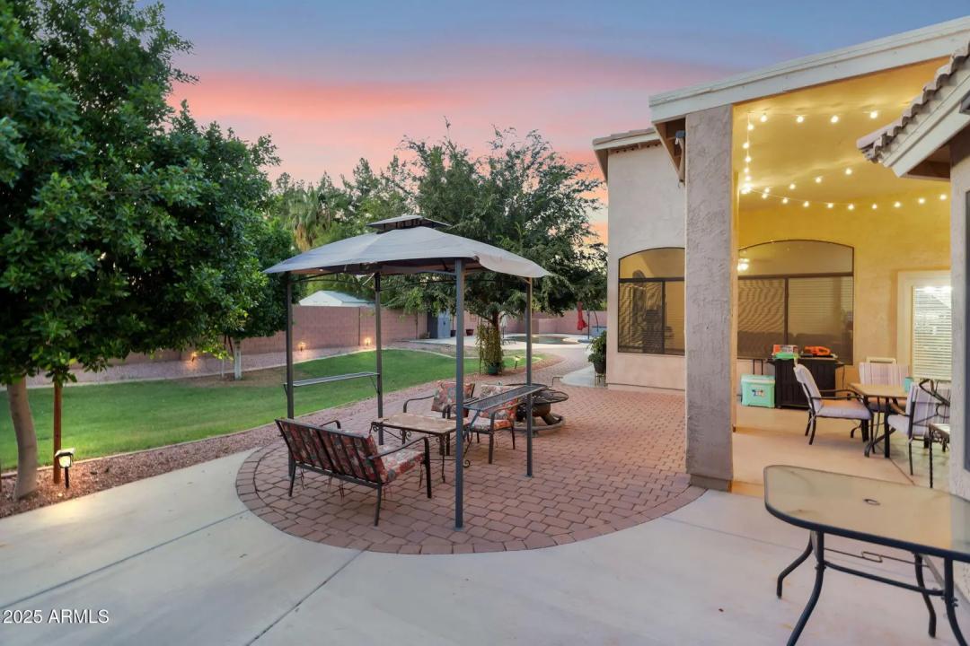 Real Estate Picture 28