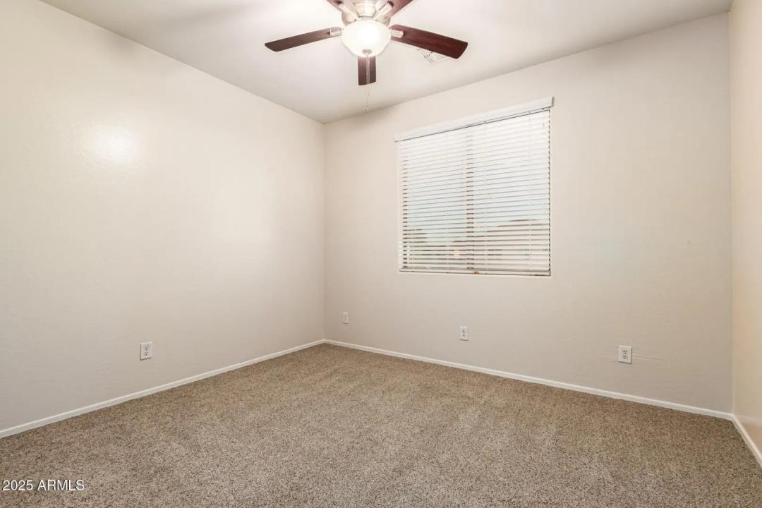 Real Estate Picture 32