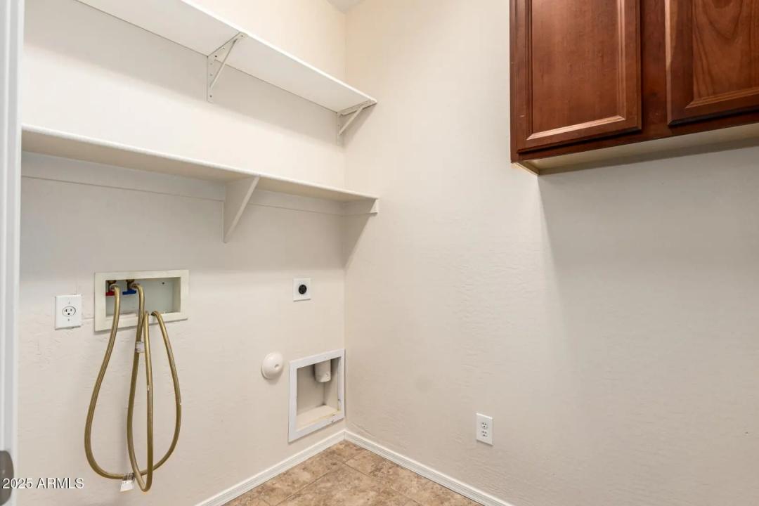 Real Estate Picture 37
