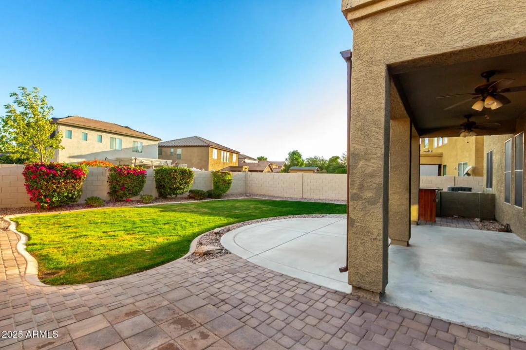 Real Estate Picture 2