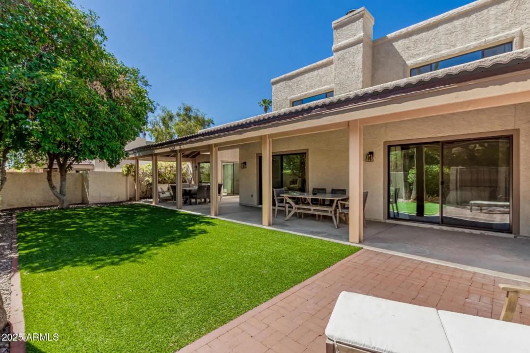 Real Estate Picture 2