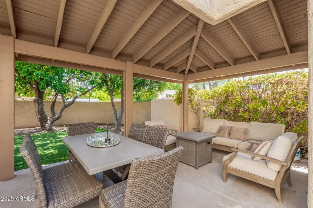 Real Estate Picture 26