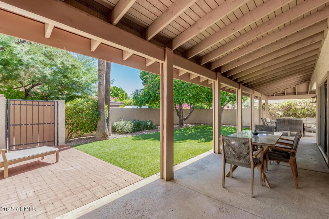 Real Estate Picture 28