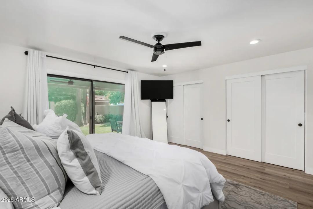 Real Estate Picture 19