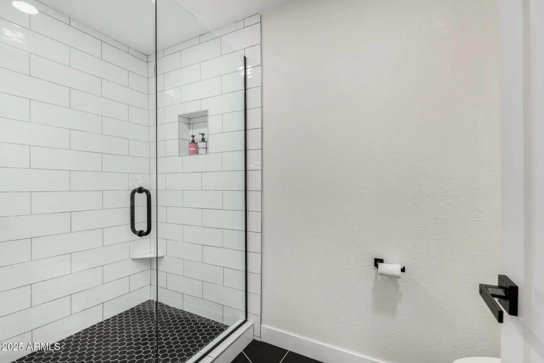 Real Estate Picture 21
