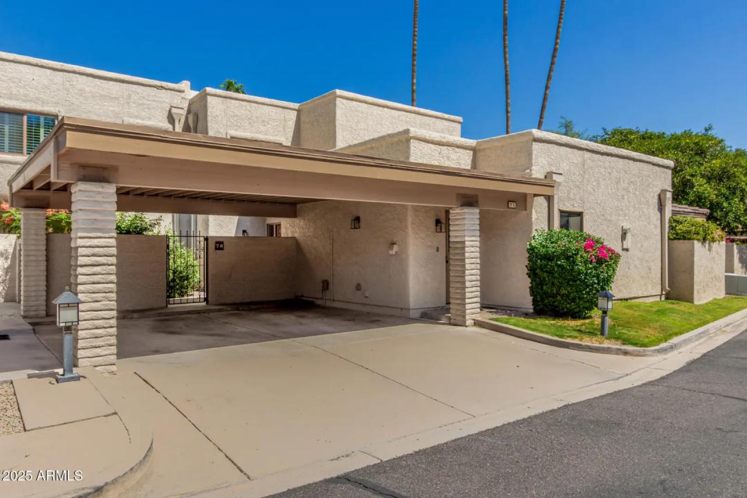 Real Estate Picture 33