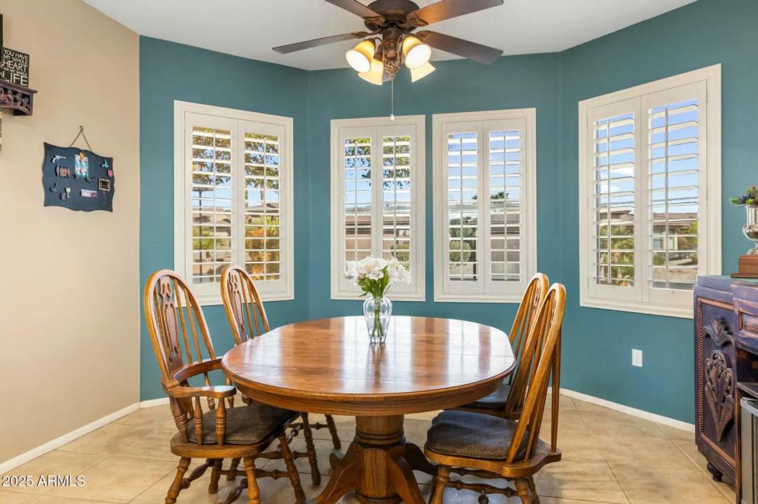 Real Estate Picture 12