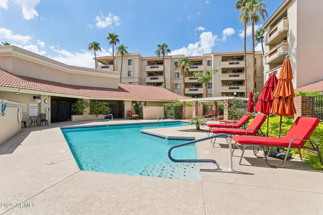Real Estate Picture 24