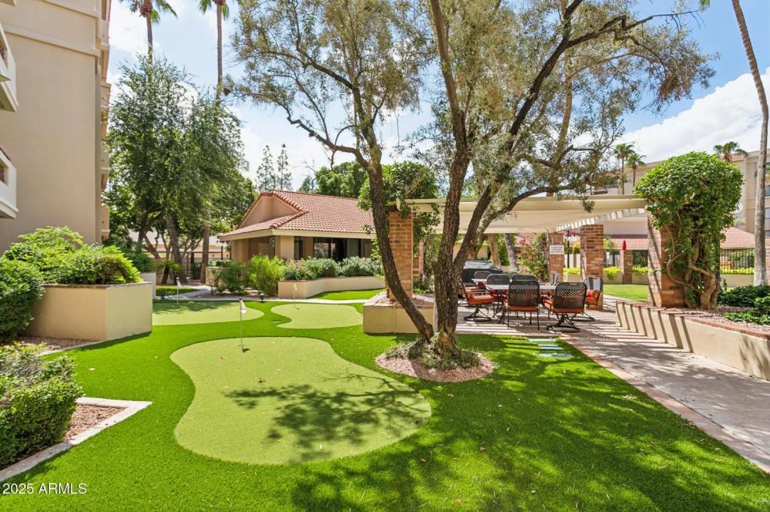 Real Estate Picture 25