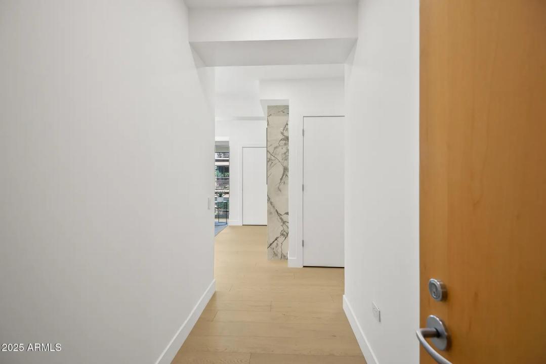 Real Estate Picture 4