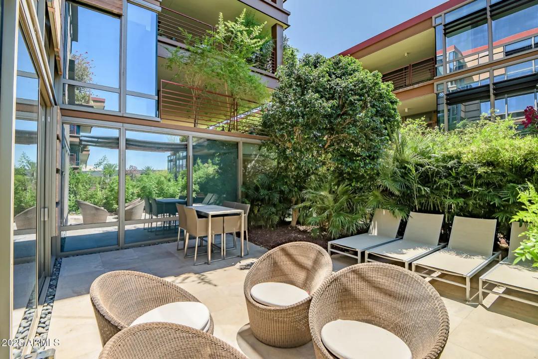 Real Estate Picture 23