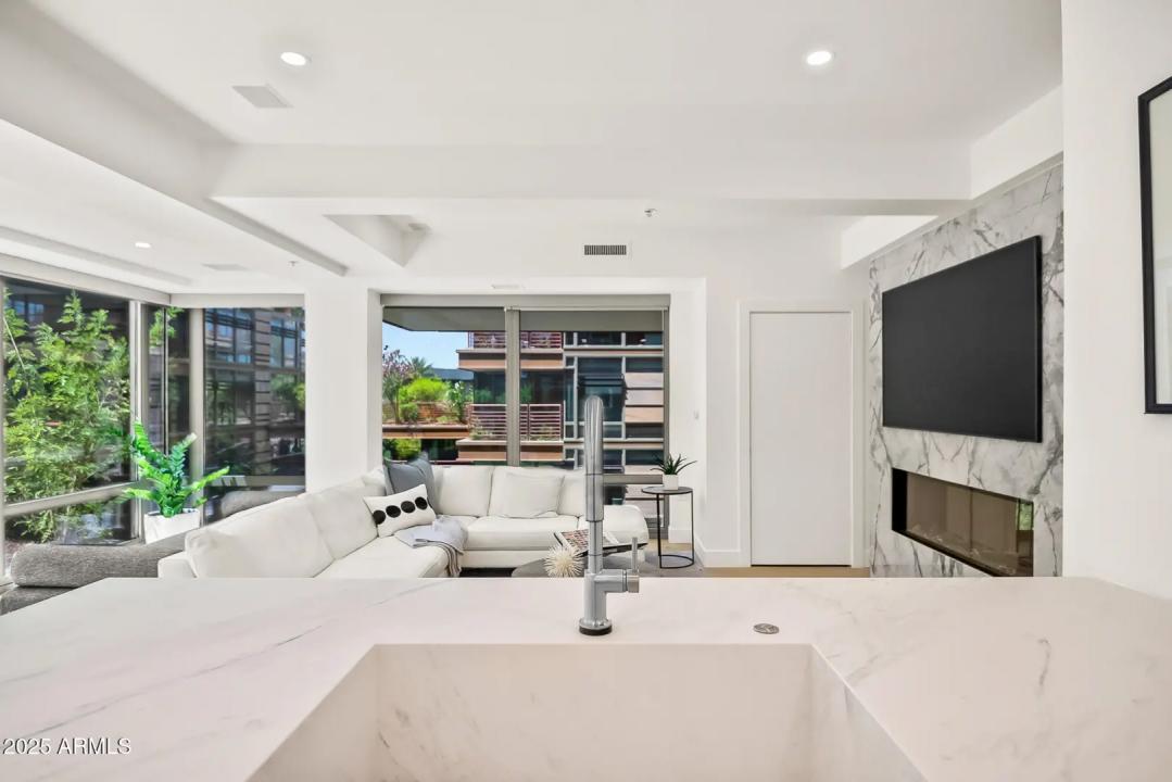 Real Estate Picture 25