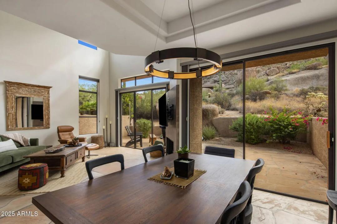 Real Estate Picture 9
