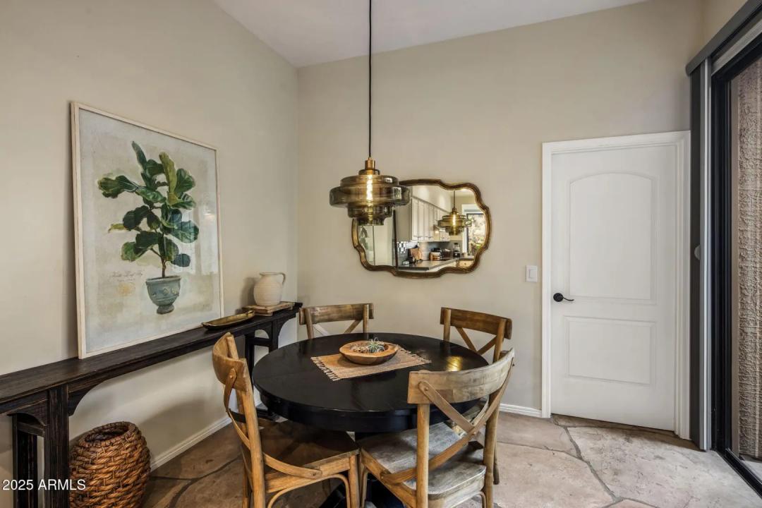 Real Estate Picture 13