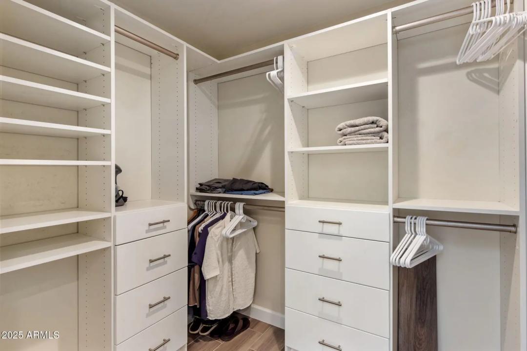 Real Estate Picture 22