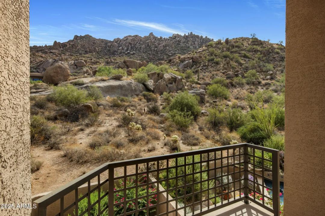 Real Estate Picture 23