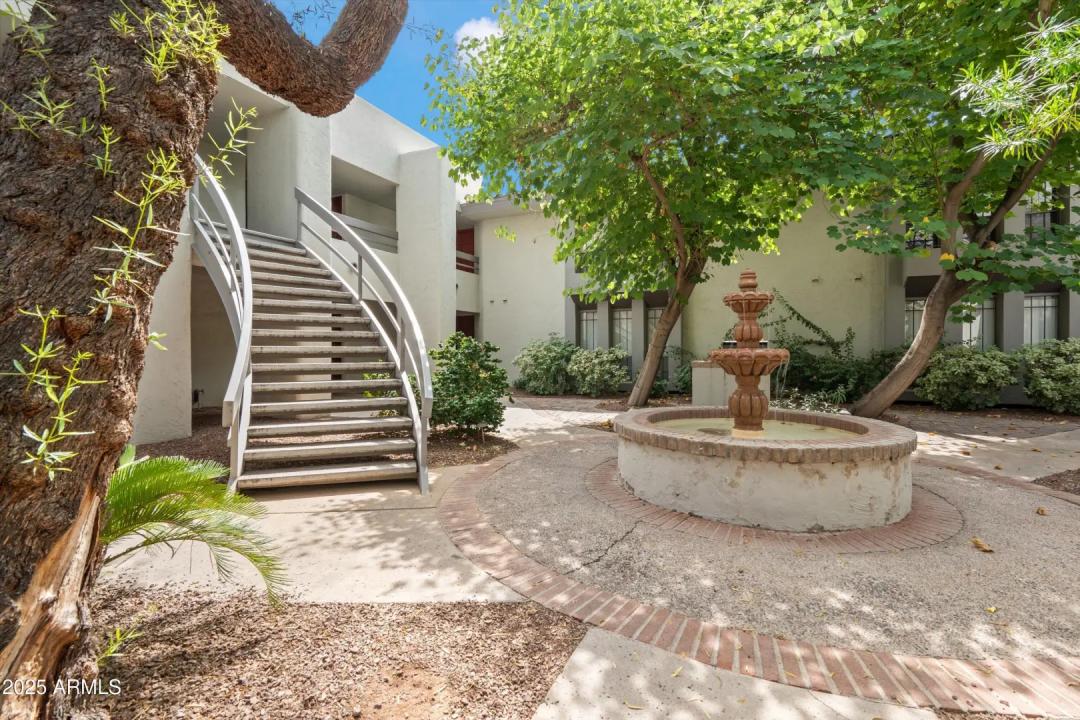 Real Estate Picture 2