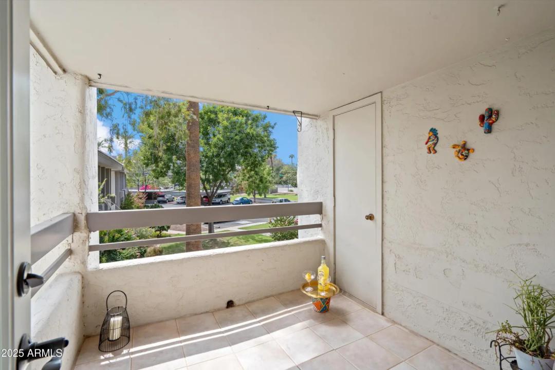 Real Estate Picture 21