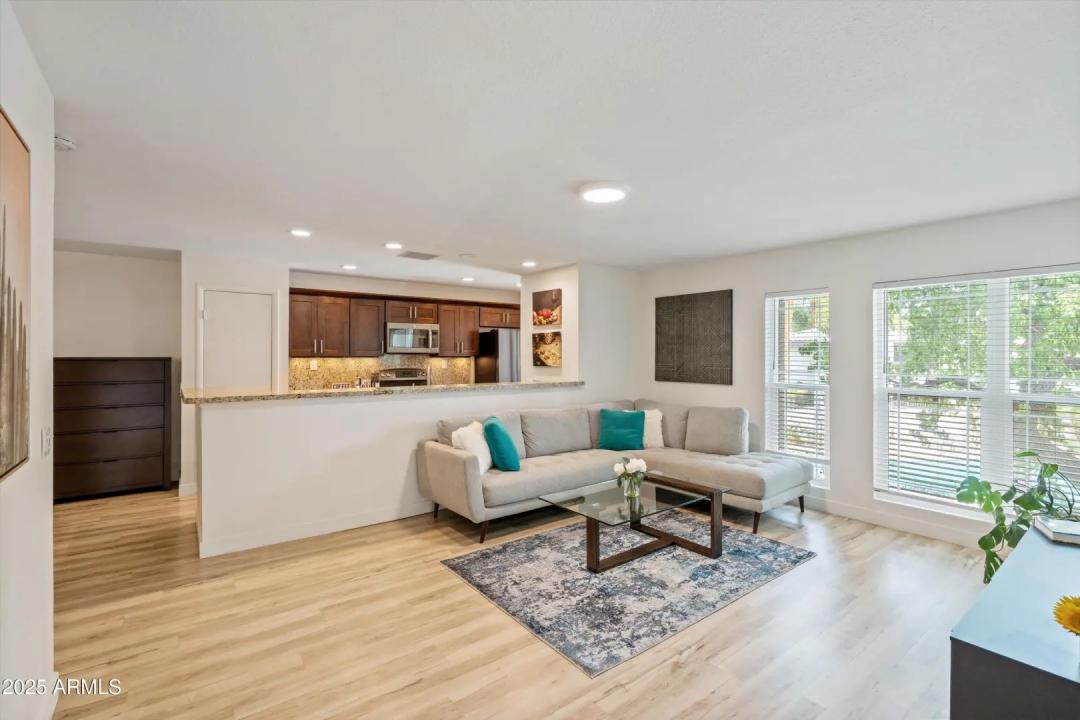 Real Estate Picture 6