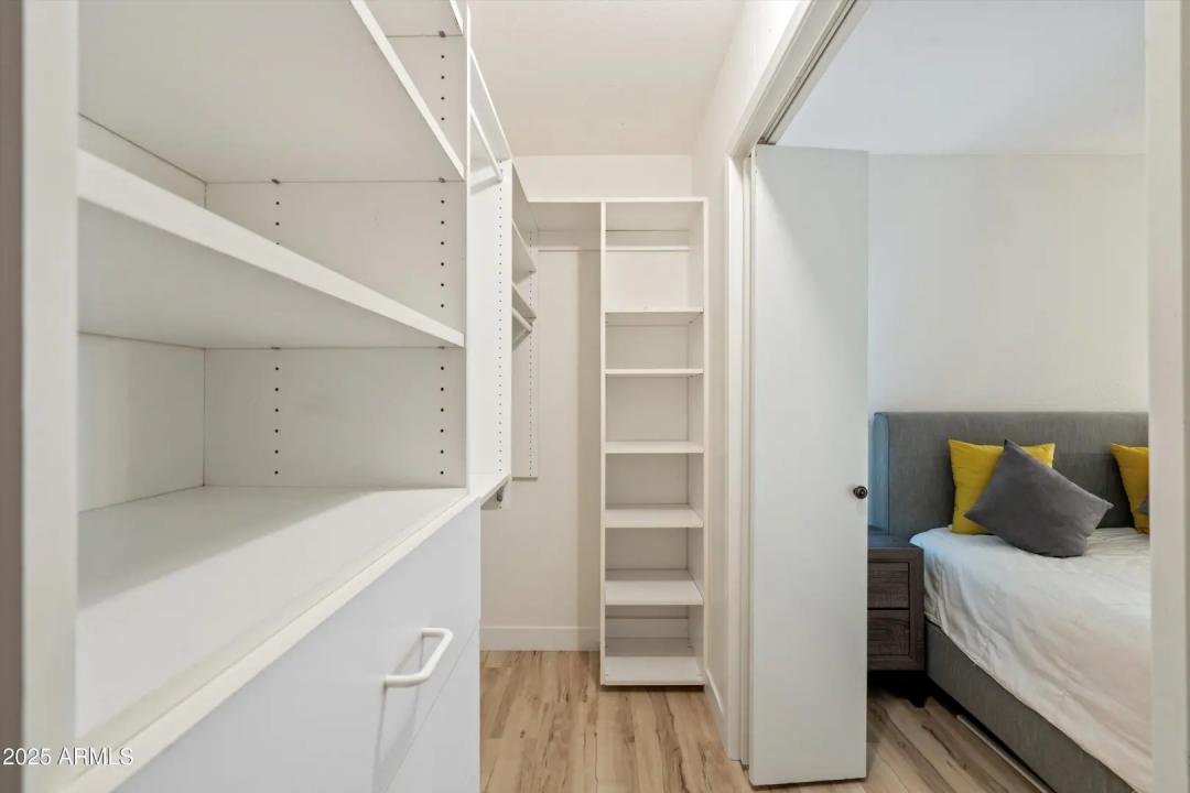 Real Estate Picture 25