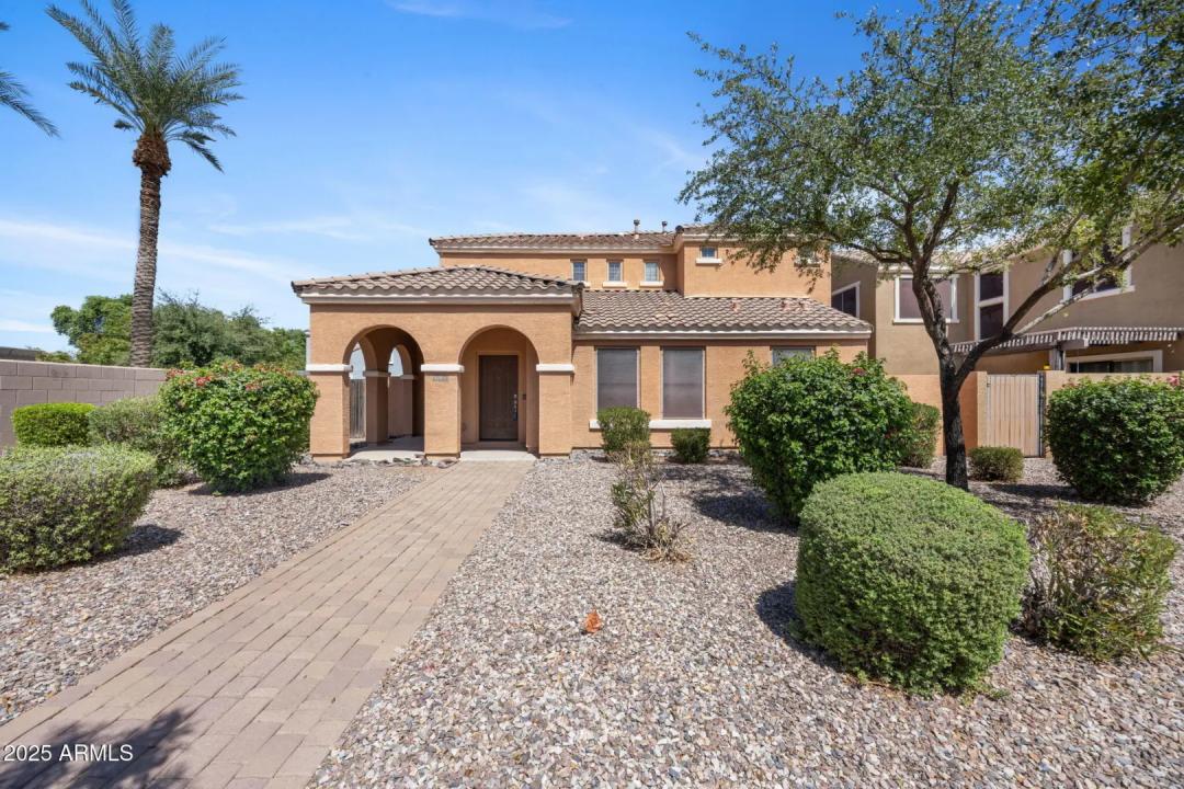 Real Estate Picture 1