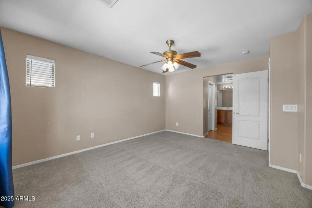 Real Estate Picture 16