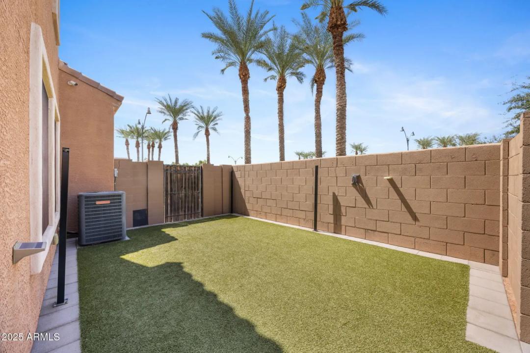 Real Estate Picture 27