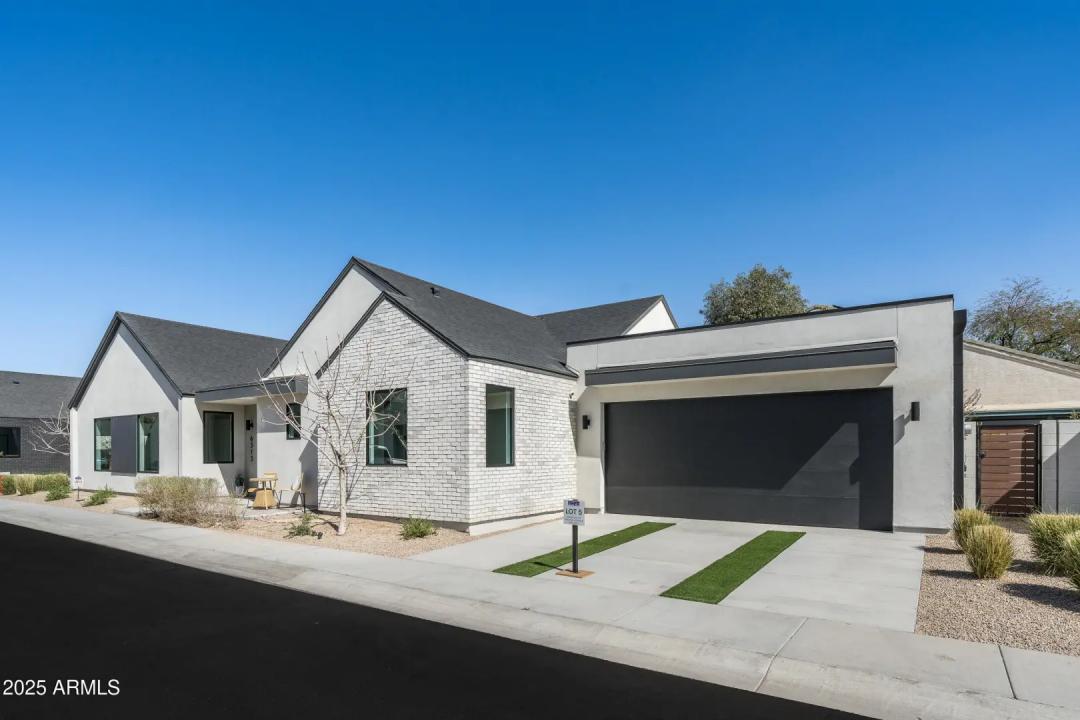 Real Estate Picture 2