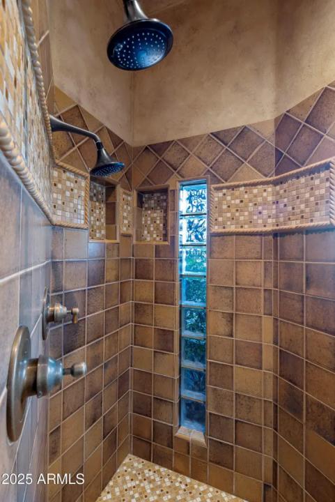 Real Estate Picture 23