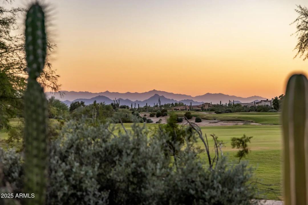 Real Estate Picture 9