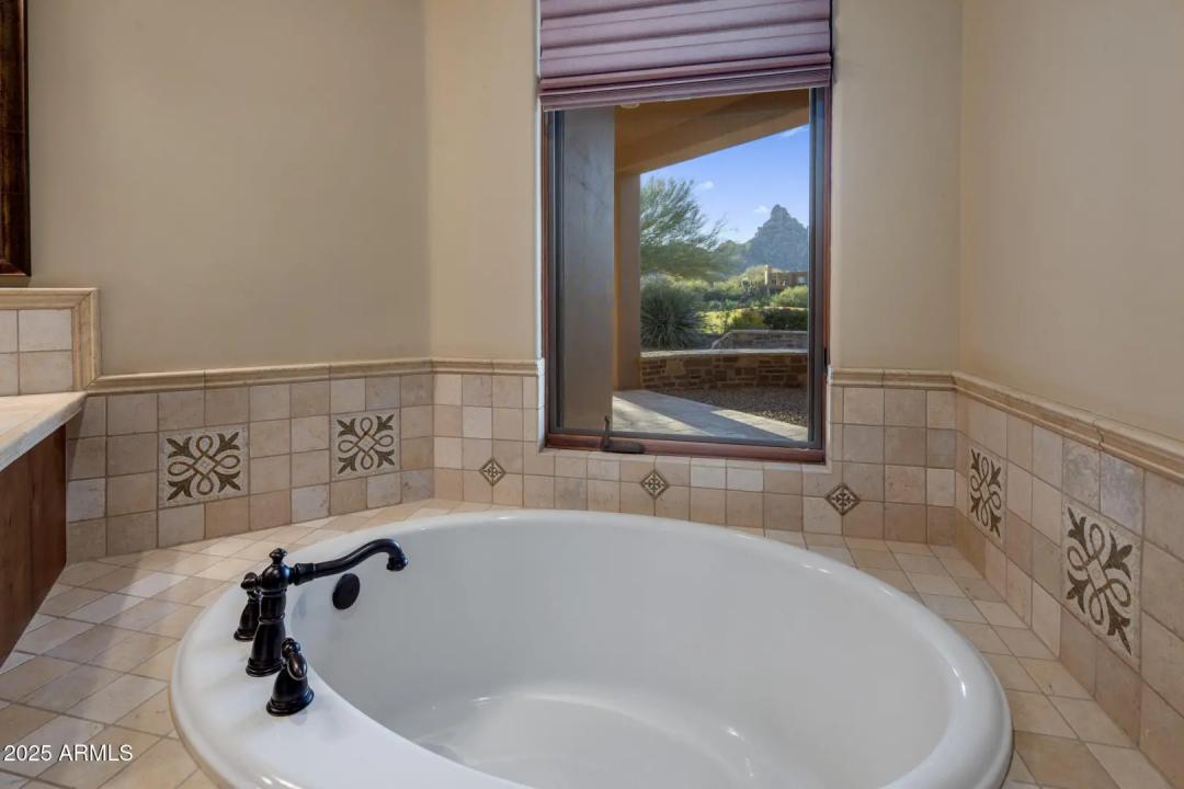 Real Estate Picture 27