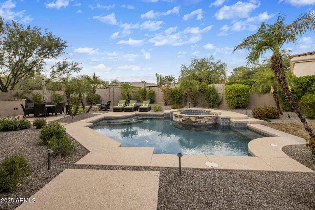 Real Estate Picture 42