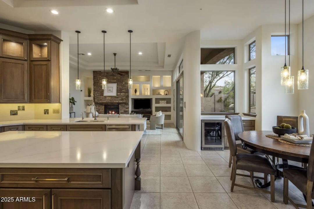 Real Estate Picture 14