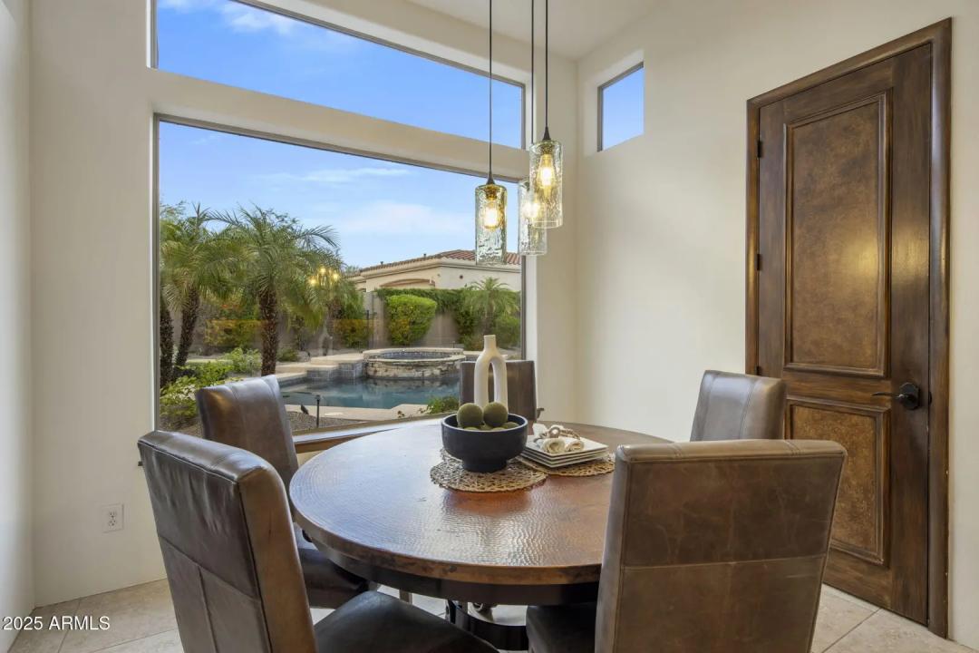 Real Estate Picture 15