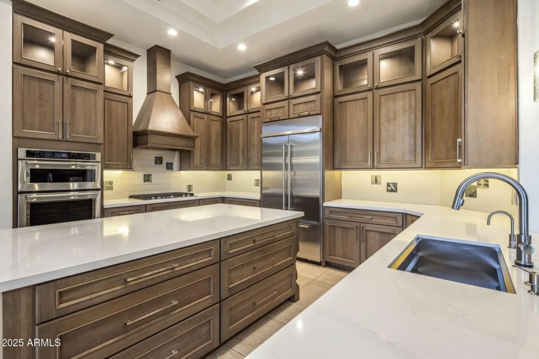 Real Estate Picture 20