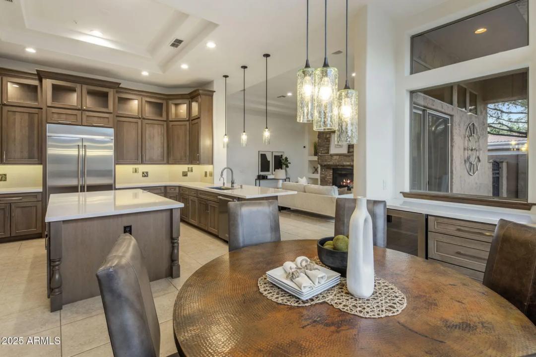 Real Estate Picture 16