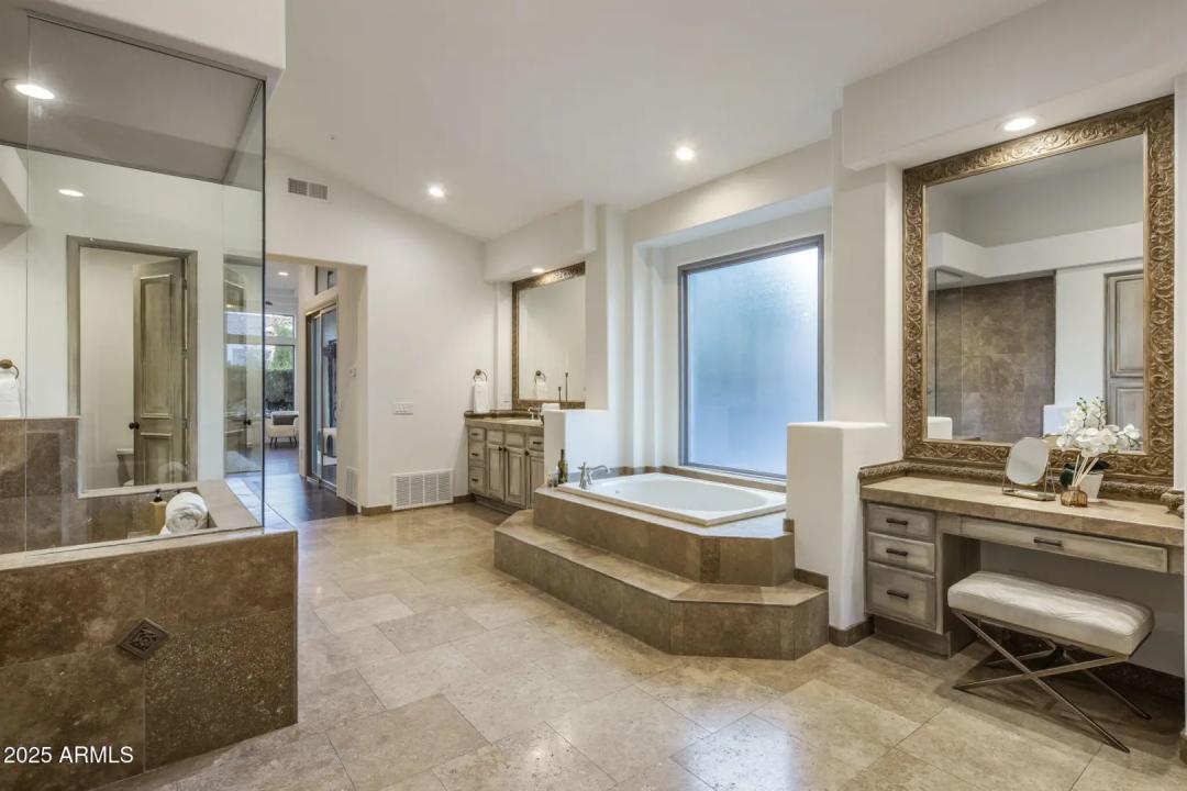 Real Estate Picture 29